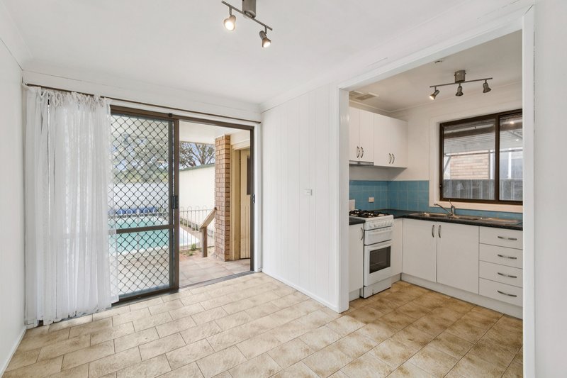 Photo - 9 Karingal Avenue, Koonawarra NSW 2530 - Image 5