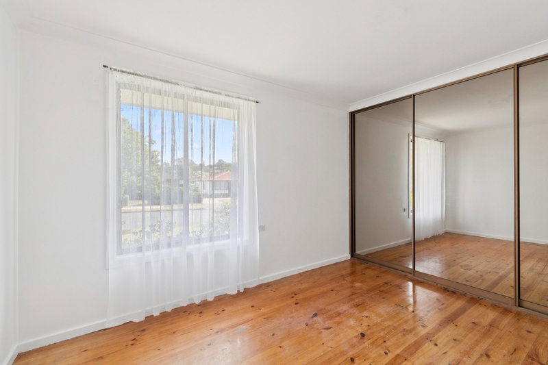 Photo - 9 Karingal Avenue, Koonawarra NSW 2530 - Image 6