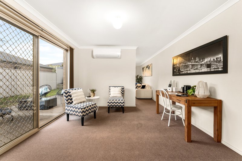 Photo - 9 Keating Street, Pakenham VIC 3810 - Image 5