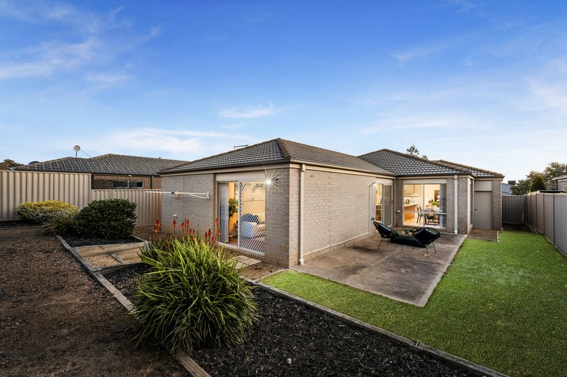 Photo - 9 Keating Street, Pakenham VIC 3810 - Image 9