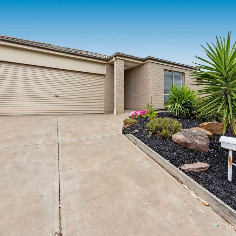 Photo - 9 Keating Street, Pakenham VIC 3810 - Image 10