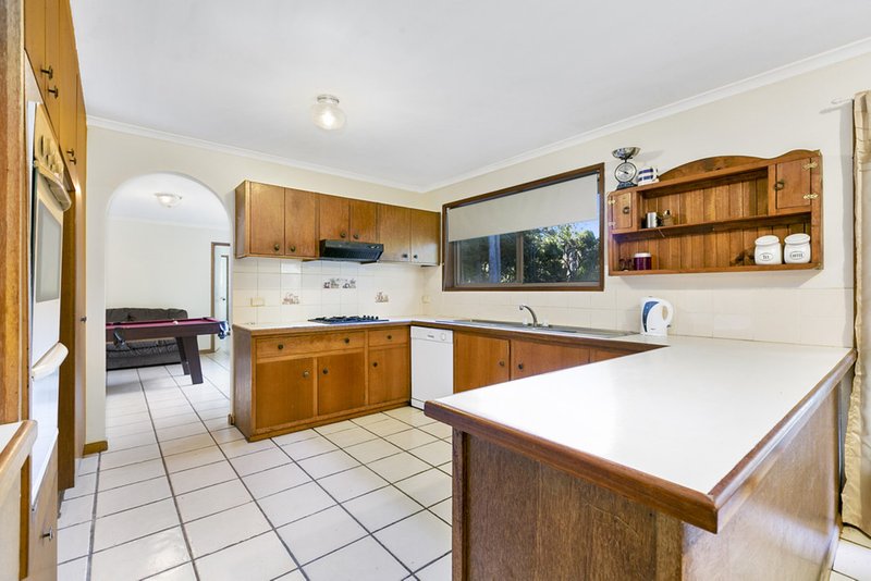 Photo - 9 Kelly Court, Lake Macdonald QLD 4563 - Image 4