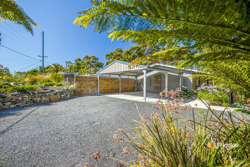 9 Kenelm Avenue, Sisters Beach TAS 7321