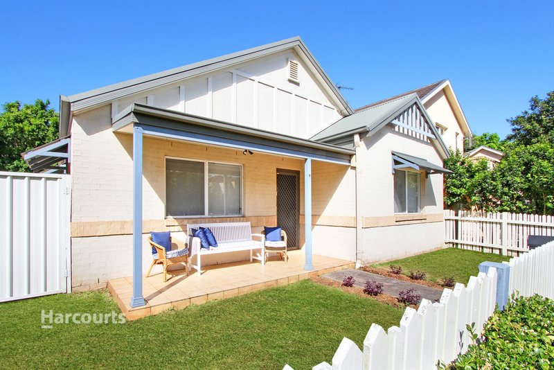 Photo - 9 Kensington Lane, Dapto NSW 2530 - Image 2