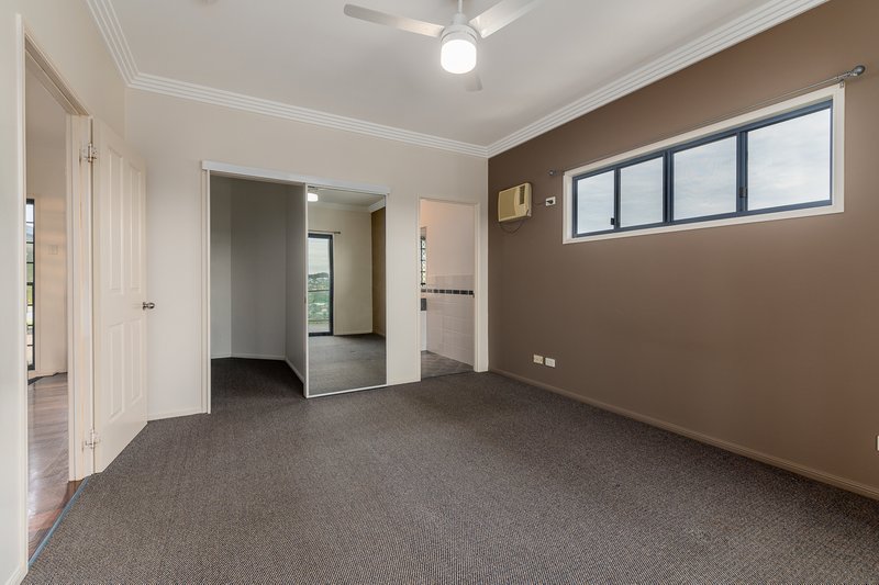 Photo - 9 Kensington Place, Kin Kora QLD 4680 - Image 4