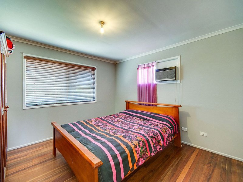 Photo - 9 Kensington Way, Strathpine QLD 4500 - Image 5