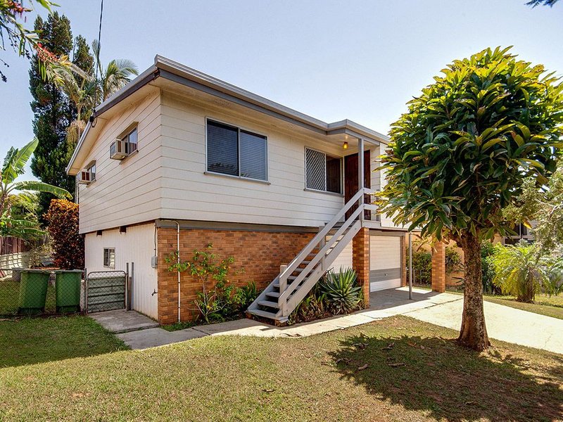 Photo - 9 Kensington Way, Strathpine QLD 4500 - Image 12