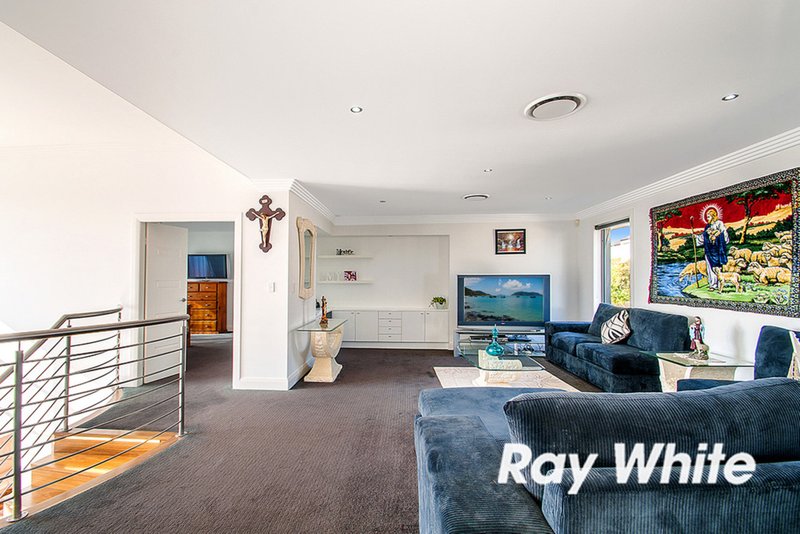 Photo - 9 Kentridge Place, Bella Vista Waters NSW 2153 - Image 3