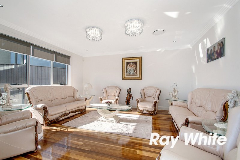 Photo - 9 Kentridge Place, Bella Vista Waters NSW 2153 - Image 4