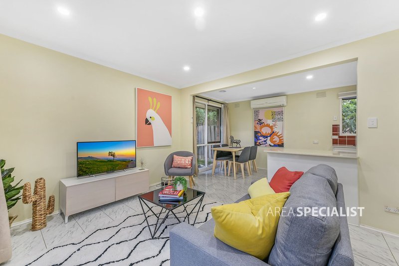 Photo - 9 Kernot Crescent, Noble Park North VIC 3174 - Image 5