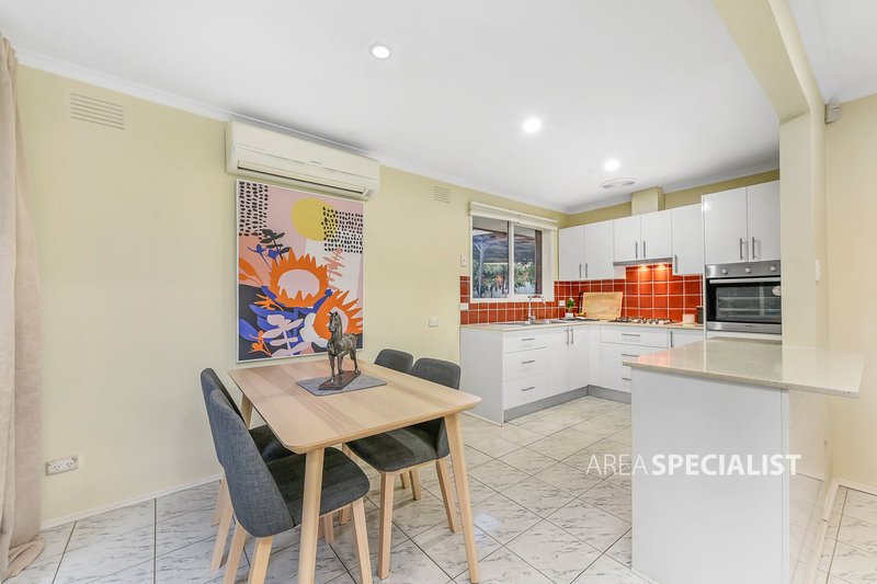 Photo - 9 Kernot Crescent, Noble Park North VIC 3174 - Image 7