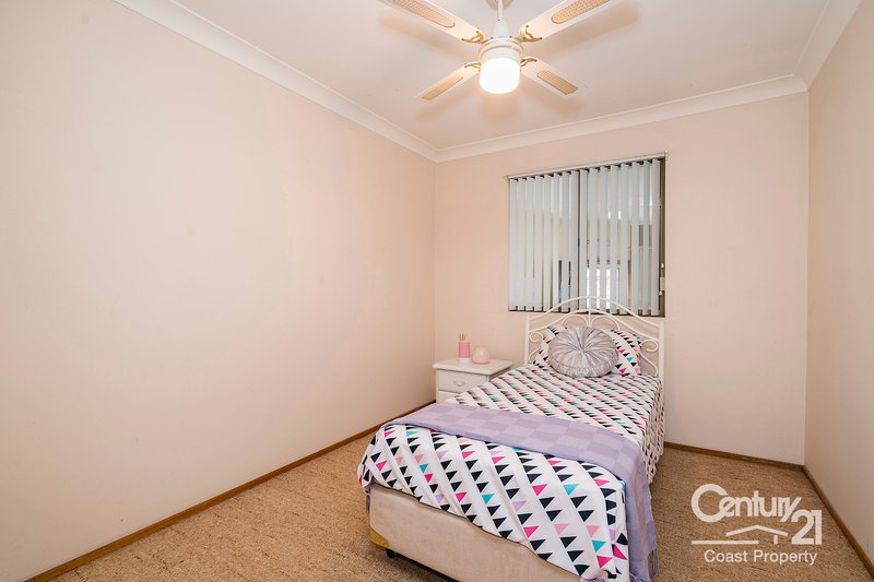 Photo - 9 Kerry Crescent, Berkeley Vale NSW 2261 - Image 8