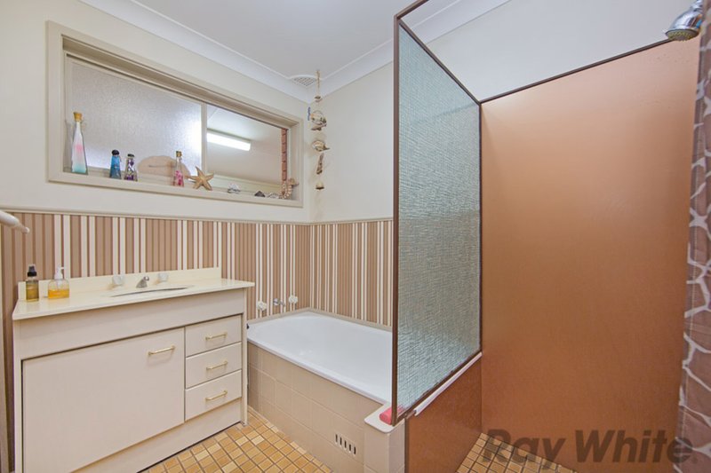 Photo - 9 Kewalo Avenue, Budgewoi NSW 2262 - Image 5