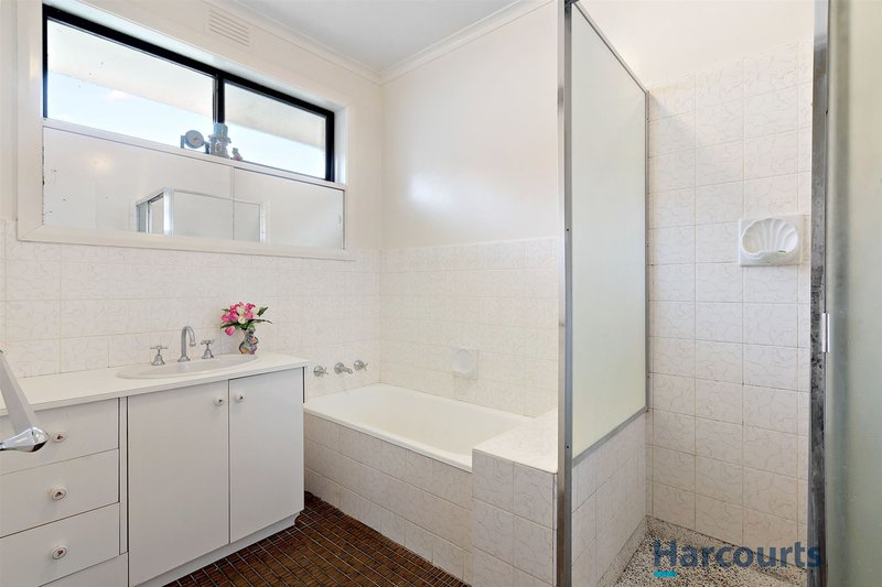 Photo - 9 Kiah Street, Glen Waverley VIC 3150 - Image 6