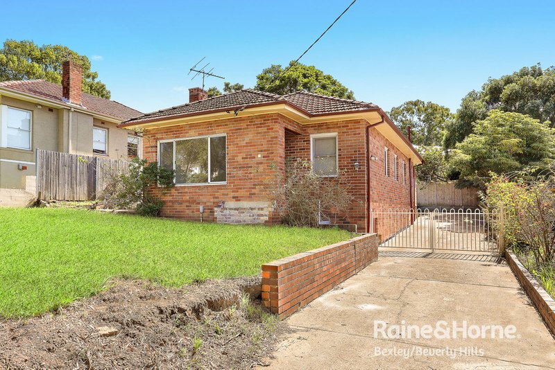 9 Kilkee Ave , Kingsgrove NSW 2208