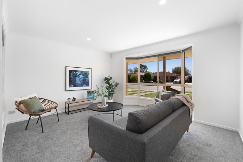 Photo - 9 Kimberley Road, Werribee VIC 3030 - Image 5