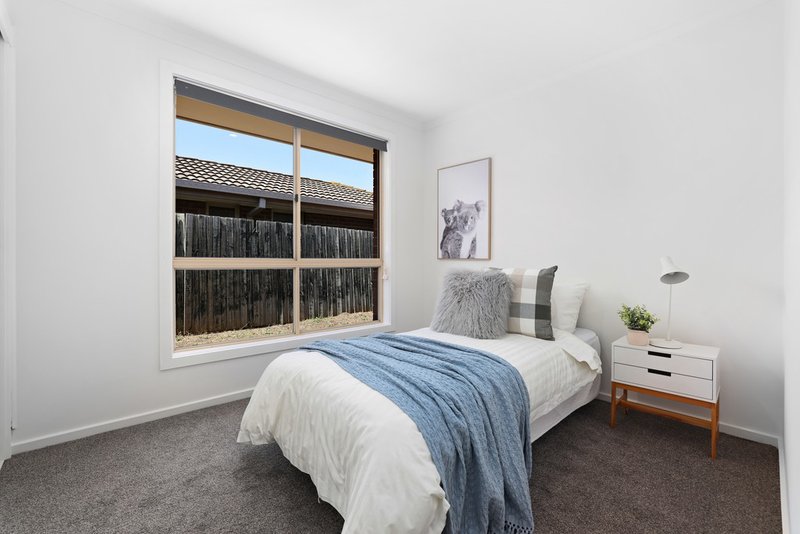 Photo - 9 Kimberley Road, Werribee VIC 3030 - Image 13