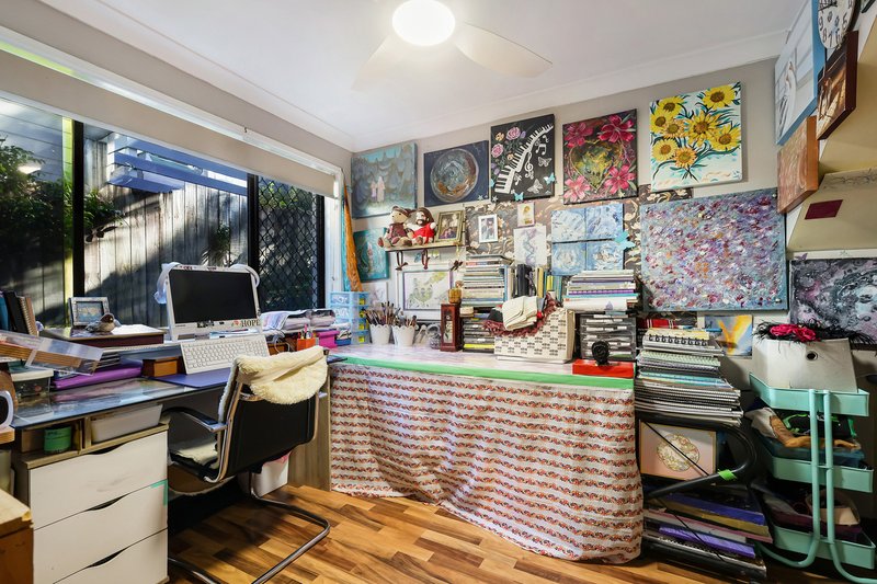 Photo - 9 Kinarra Street, Ashmore QLD 4214 - Image 14