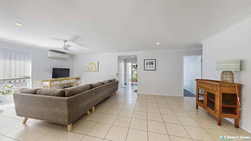 Photo - 9 Kingsmill Circuit, Peregian Springs QLD 4573 - Image 4