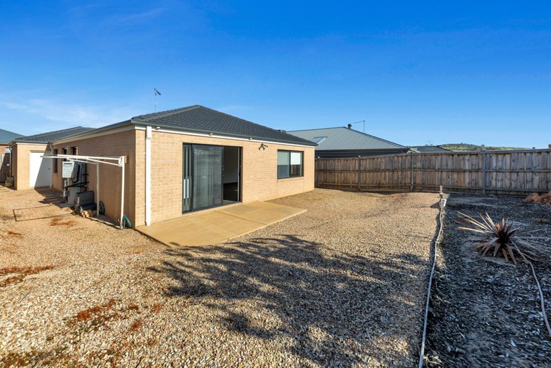 Photo - 9 Kingview Place, Mernda VIC 3754 - Image 13