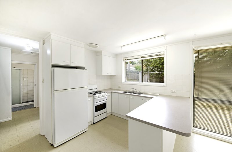 Photo - 9 Kinkead Street, Evatt ACT 2617 - Image 6