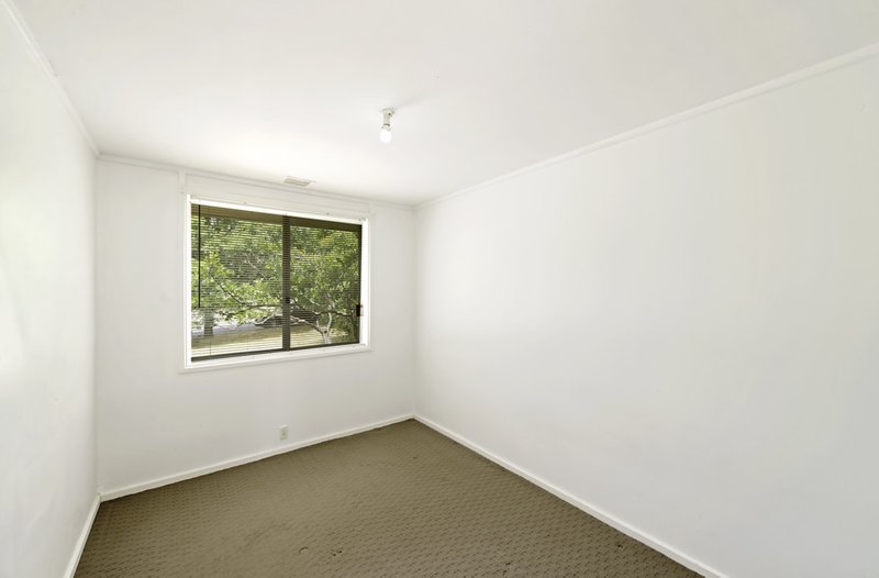 Photo - 9 Kinkead Street, Evatt ACT 2617 - Image 10