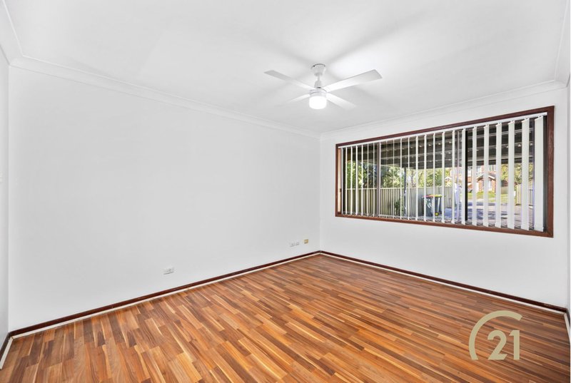 Photo - 9 Kiriwina Place, Glenfield NSW 2167 - Image 9