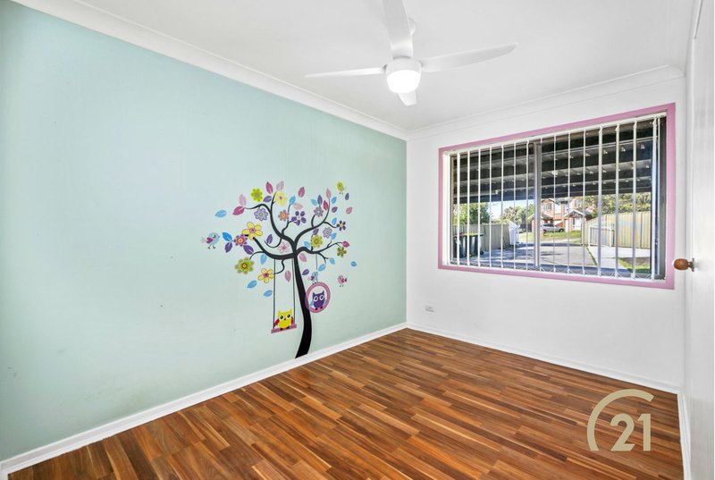 Photo - 9 Kiriwina Place, Glenfield NSW 2167 - Image 10