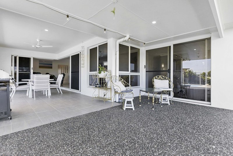 Photo - 9 Kirra Court, Eli Waters QLD 4655 - Image 25