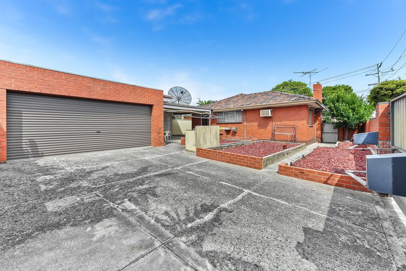 Photo - 9 Kitson Road, Clayton South VIC 3169 - Image 11