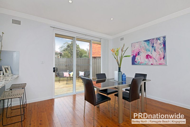 Photo - 9 Knock Crescent, Beverly Hills NSW 2209 - Image 5