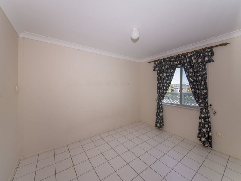 Photo - 9 Kolang Street, Old Bar NSW 2430 - Image 10