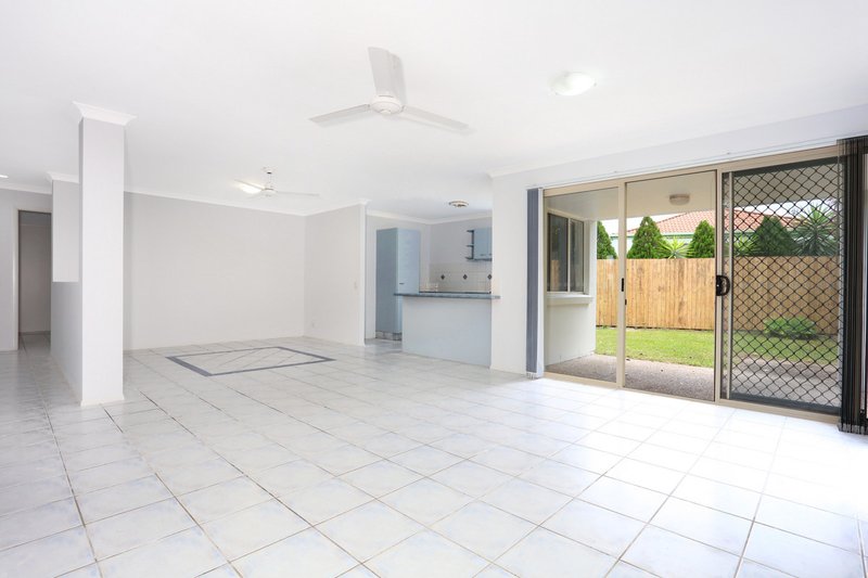 Photo - 9 Kowhai Place, Nerang QLD 4211 - Image 3