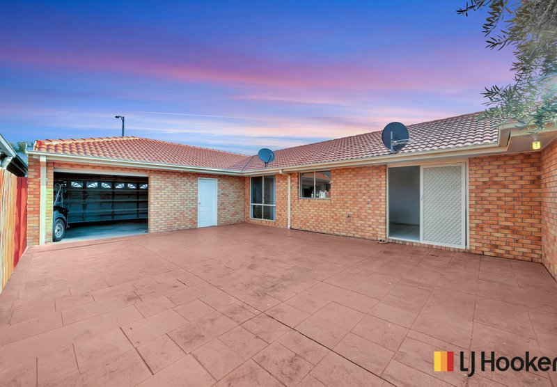 Photo - 9 Kulin Drive, Tarneit VIC 3029 - Image 2