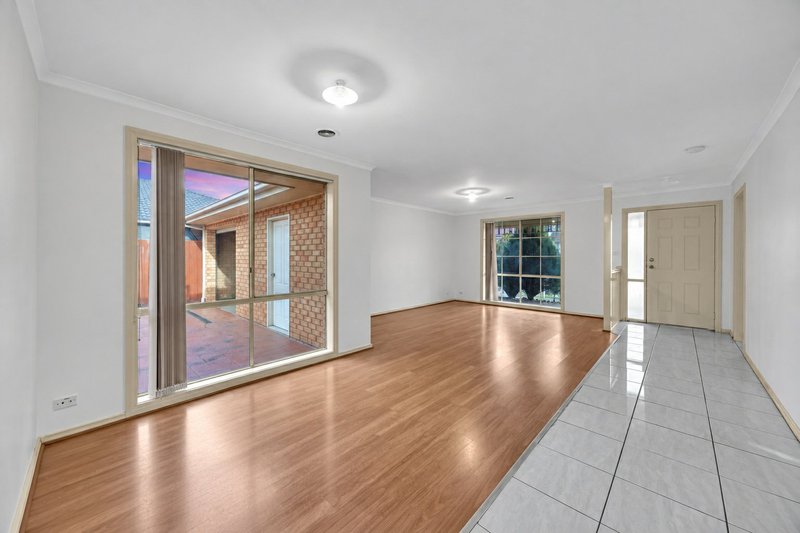 Photo - 9 Kulin Drive, Tarneit VIC 3029 - Image 5