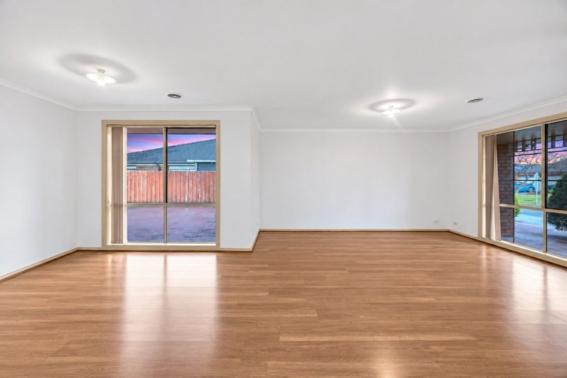 Photo - 9 Kulin Drive, Tarneit VIC 3029 - Image 11