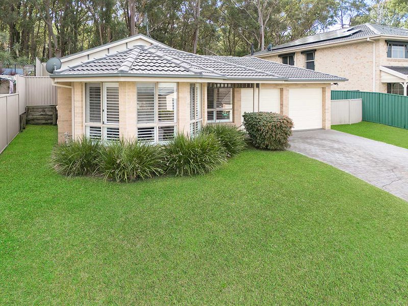 Photo - 9 Lakeshore Close, Kilaben Bay NSW 2283 - Image 4