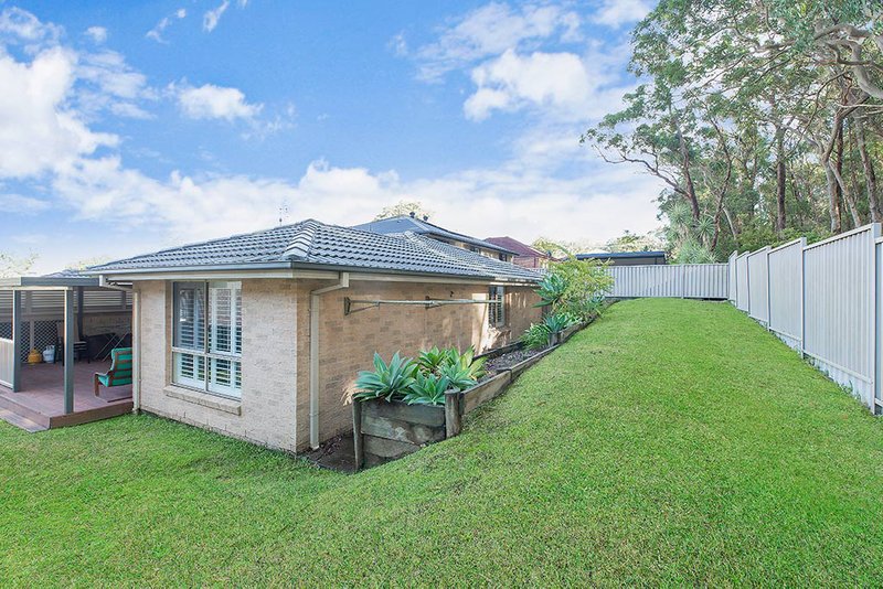 Photo - 9 Lakeshore Close, Kilaben Bay NSW 2283 - Image 12