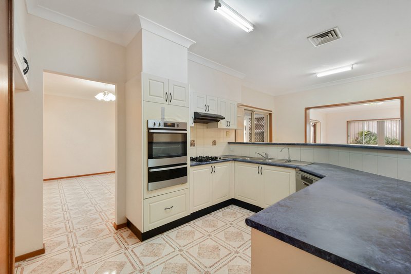 Photo - 9 Lamington Place, Bow Bowing NSW 2566 - Image 6