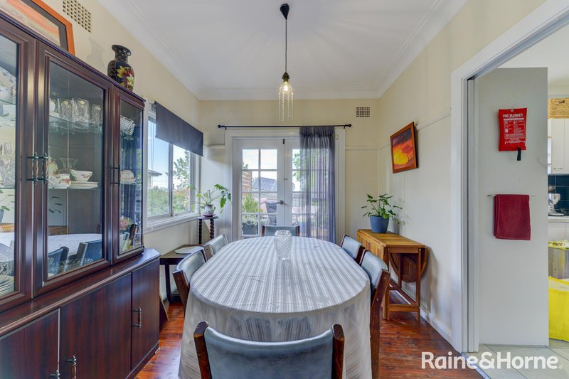 Photo - 9 Lancaster Avenue, Tamworth NSW 2340 - Image 4