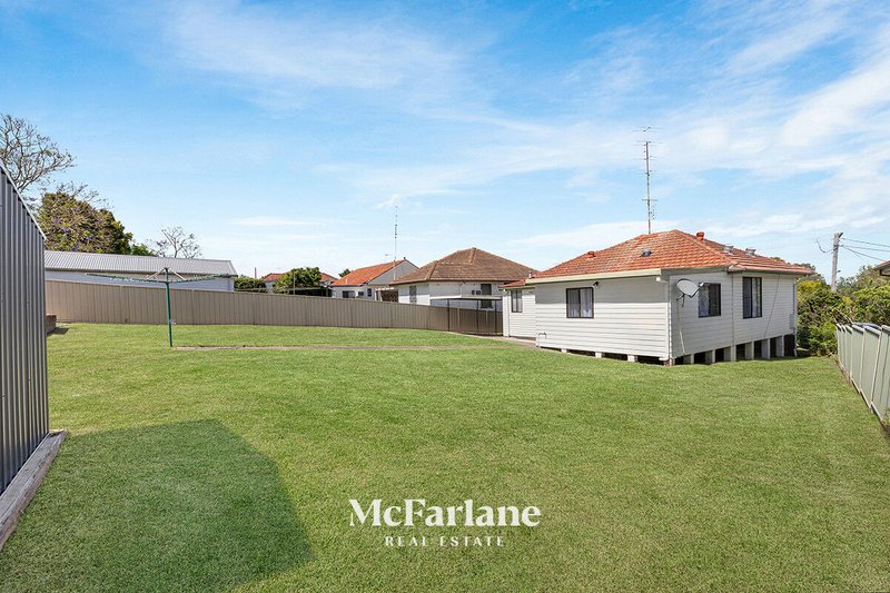 Photo - 9 Lance Street, Glendale NSW 2285 - Image 12