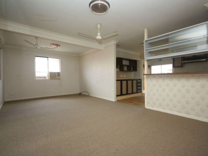 Photo - 9 Laura Street, Clontarf QLD 4019 - Image 4