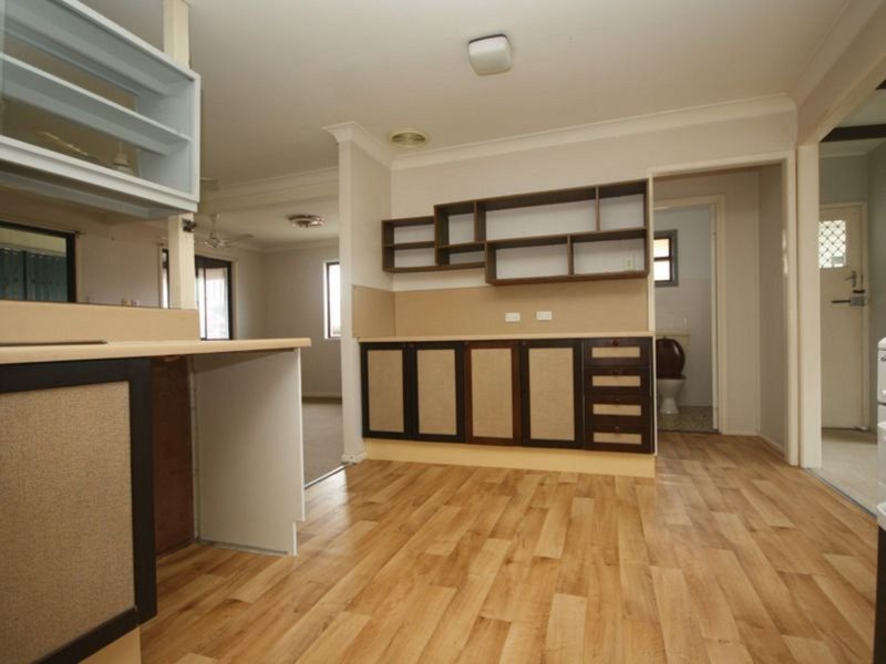 Photo - 9 Laura Street, Clontarf QLD 4019 - Image 7