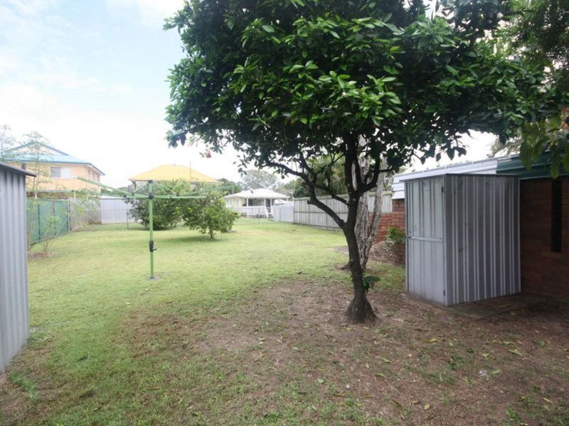 Photo - 9 Laura Street, Clontarf QLD 4019 - Image 22