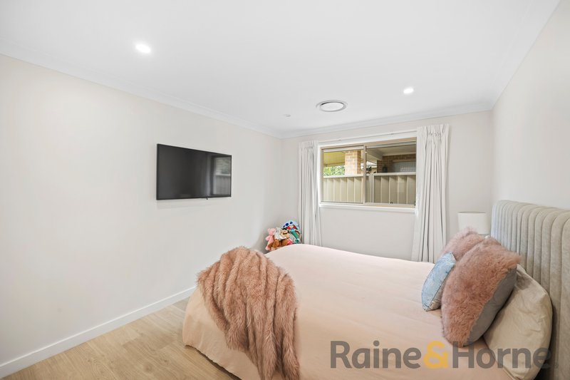 Photo - 9 Laurieton Road, Carnes Hill NSW 2171 - Image 6