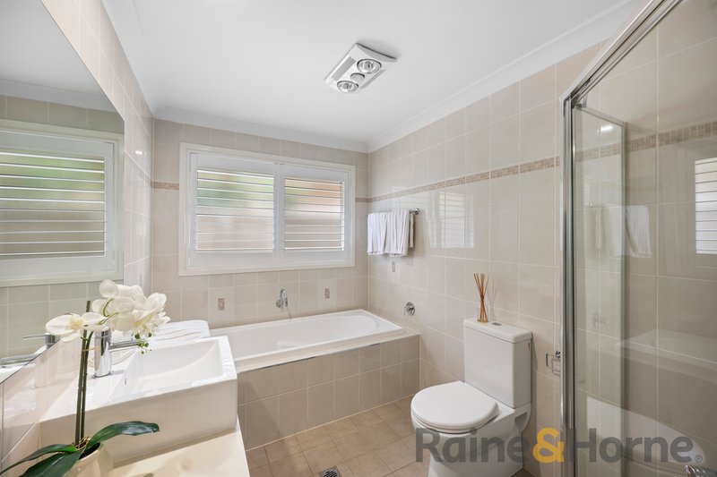 Photo - 9 Laurieton Road, Carnes Hill NSW 2171 - Image 7