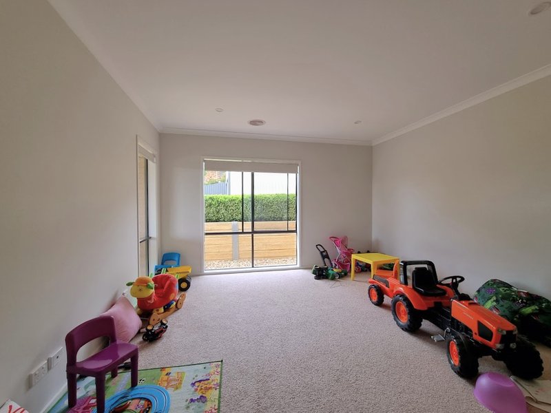 Photo - 9 Lawson Drive, Gundagai NSW 2722 - Image 12