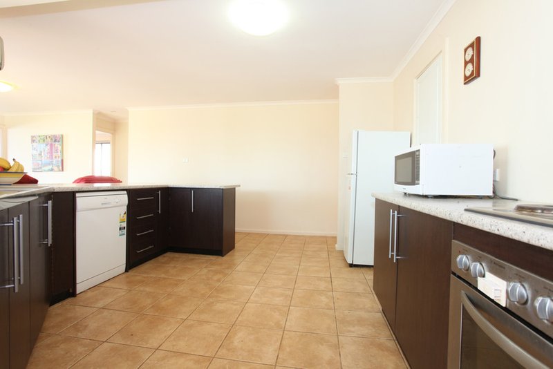 Photo - 9 Leak Road, Kangaroo Flat SA 5118 - Image 7