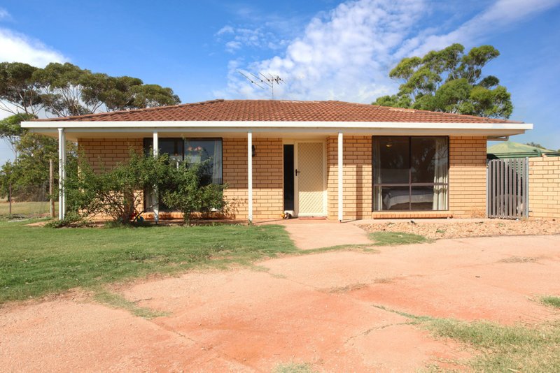 Photo - 9 Leak Road, Kangaroo Flat SA 5118 - Image 18