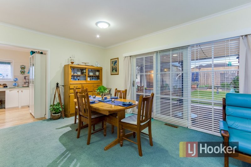 Photo - 9 Leeside Street, Dandenong North VIC 3175 - Image 3